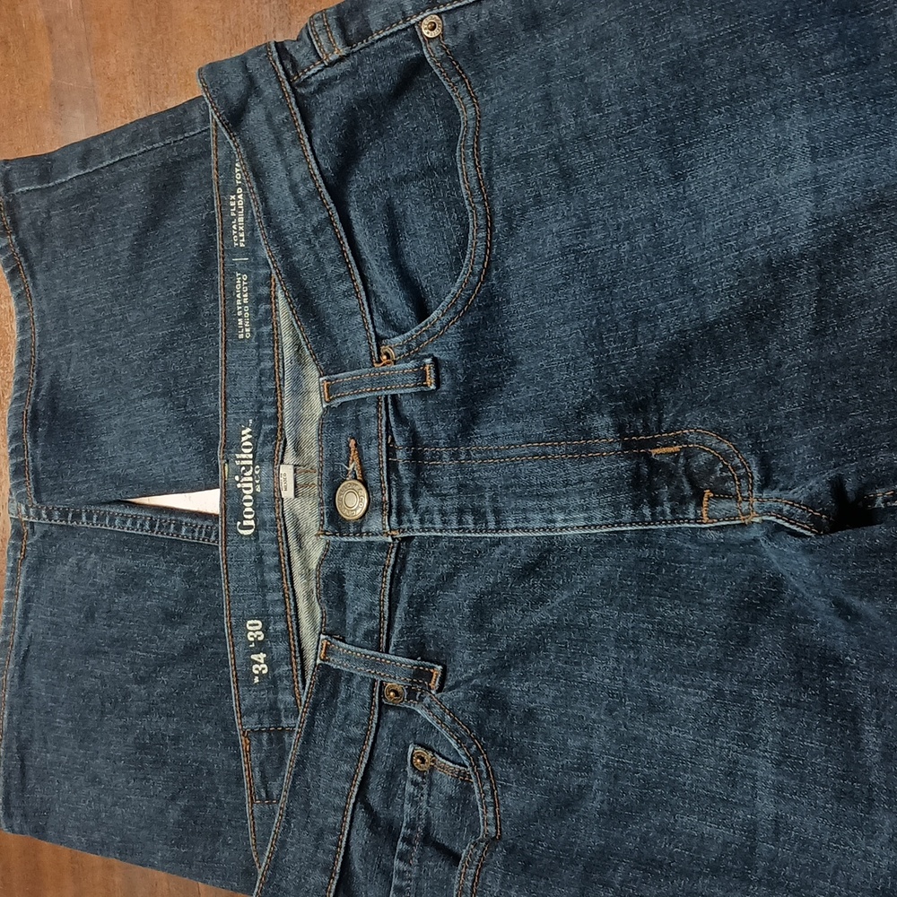 Good Fellow Denim Blue Jeans in good condition. Men's size 34 X 30 - Picture 2 of 7